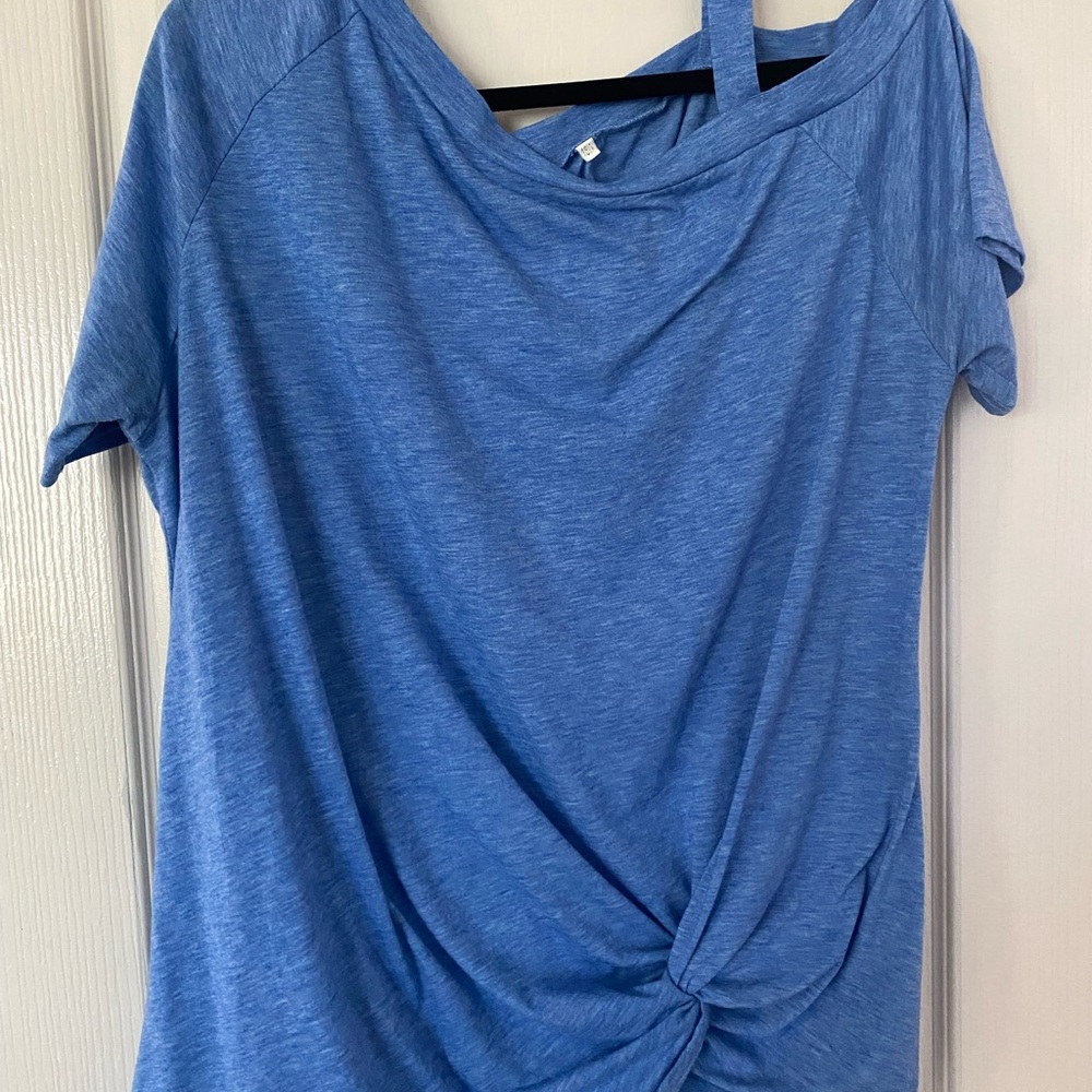 XL Amazon Blue off shoulder tee. Cute.